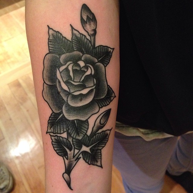 black rose TATTOO ZOO