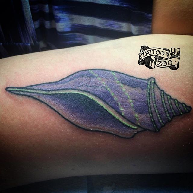 She sells sea shells... (tattoo by @gerrykramer)