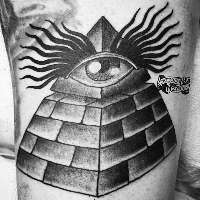 Eye see you... (tattoo by @gerrykramer). Call 250-361-1952 to book.