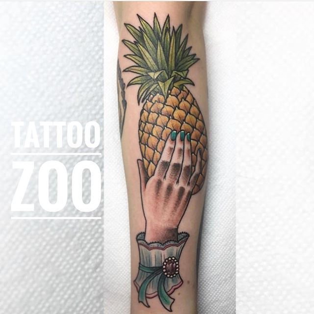 Did you know that those who struggle with high blood pressure levels can see their numbers drop with the consumption of pineapples... #foodismagic (tattoo by @gerrykramer)