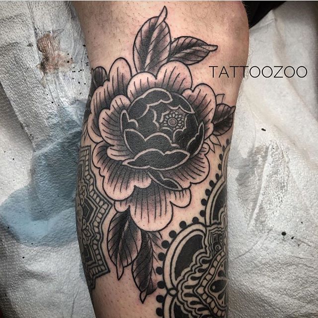 Tattoo by @tamitattoos Call 250-361-1952 to book. 🖤