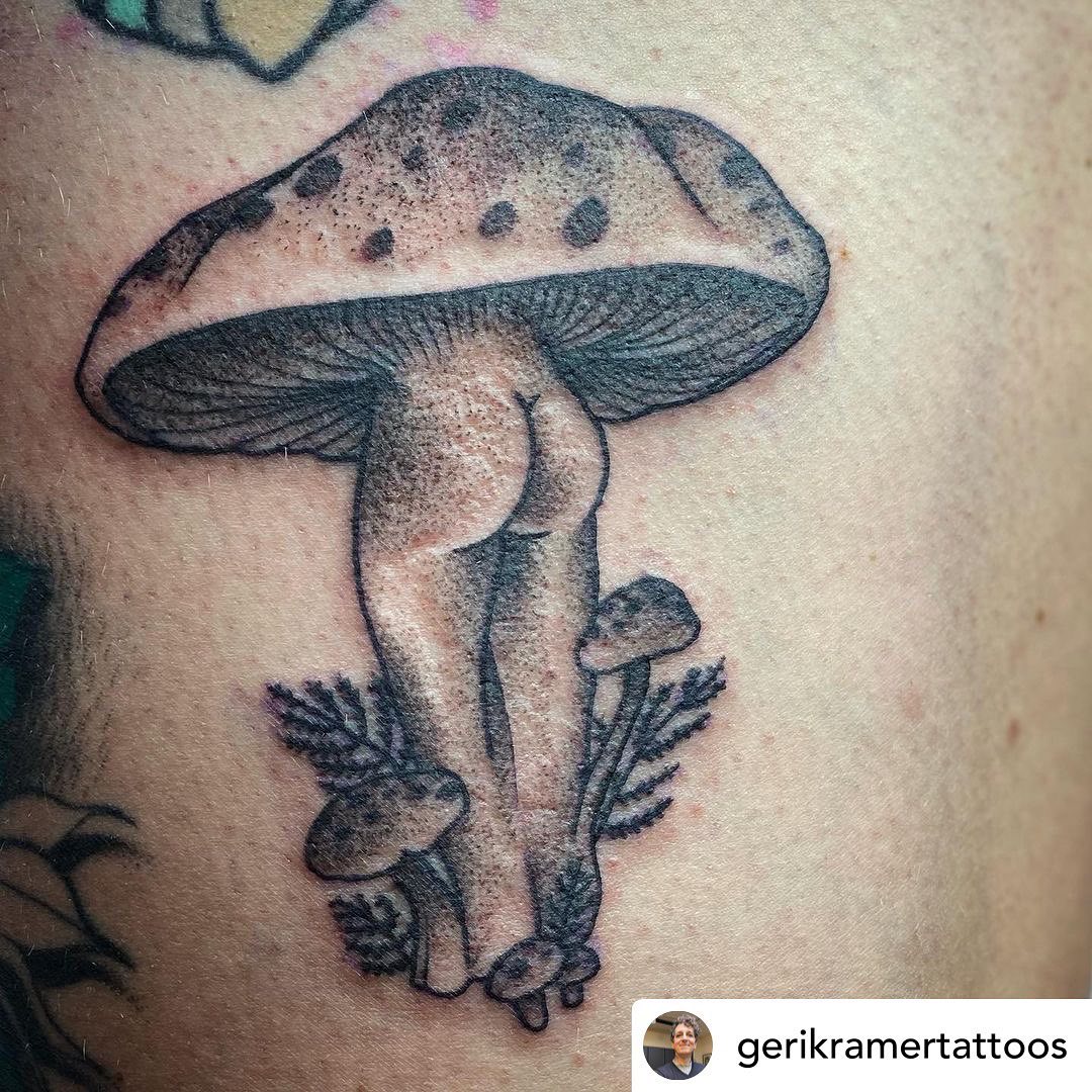 • @gerikramertattoos These lil weirdos are still happening off and on - sometimes with cancellations, and sometimes booked in advance.I still love making them, because I still love butts. At this point it’s become apparent that I always will. And if you’re looking to get tattooed by me outside of cancellations, I’ll be booking for the fall/winter after August 1st. Y’all have truly overwhelmed me with projects, and I want to make sure I have the space and energy to make the best tattoo I can! Thank you for your continued trust. 🤩........#TransTattooer #TransTattooArtist #Transgender #Trans #QueerTattooer #TransWoman #QueerTattooArtist #QueerArtist #qttr #VictoriaTattooer #VictoriaTattooArtist#VictoriaBC #WeLoveTattooingYou #TattooZoo