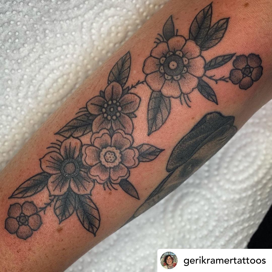 • @gerikramertattoos I was asked to do some ‘cool traditional-ish flowers’ and given very little direction. This is what happened!I thrive when I’m given a clear goal, and a loose style cue - it’s in that place where I find I’m the most capable of creation. When we put the stencil on, it just fit the space so beautifully, I think we only needed to make one alteration for it to be a perfect fit!The tattoo took me 1 and a half hours, start to finish. The scrubbed in dotwork shading is something that moves so quickly. I think it’s because it’s a little less painful, and when I’m not worrying about how much hurt you’re experiencing, I can just get it done.My books are closed to new submissions, because you have all completely overwhelmed me with really great projects!! It’s likely they will not be reopening until the new year, but I’ll keep you posted! Thank you for your continued trust. 🤩........#TransTattooer #TransTattooArtist #Transgender #Trans #Transtttism #QueerTattooer #TransWoman #QueerTattooArtist #QueerArtist #qttr #VictoriaTattooer #VictoriaTattooArtist#VictoriaBC #WeLoveTattooingYou #TattooZoo