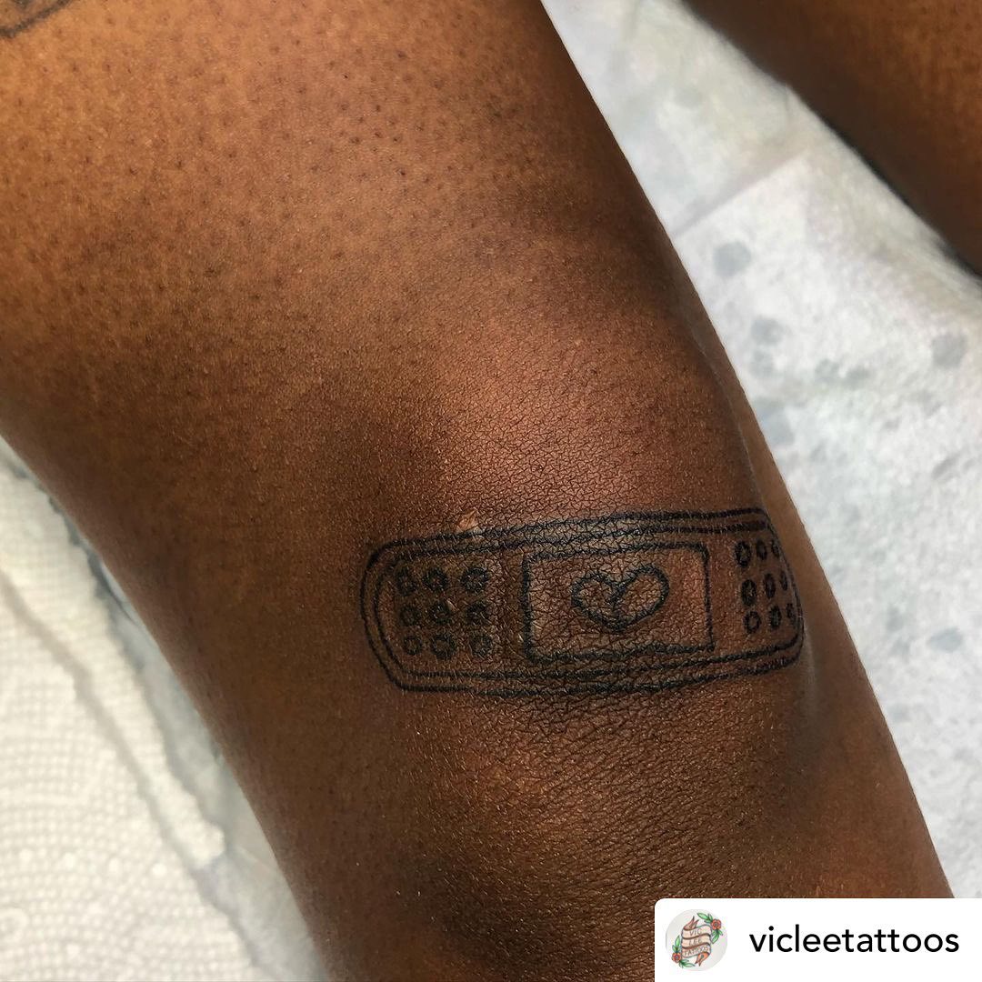 Apprentice @vicleetattoos Matching tattoos for Alyssa and Vikki!!!Had so much fun doing these for you two! Thanks again!#bestfriendtattoos #matchingtattoos #bandaidtattoos #kneetattoos #tattooapprentice #apprenticetattooer #victoriabc