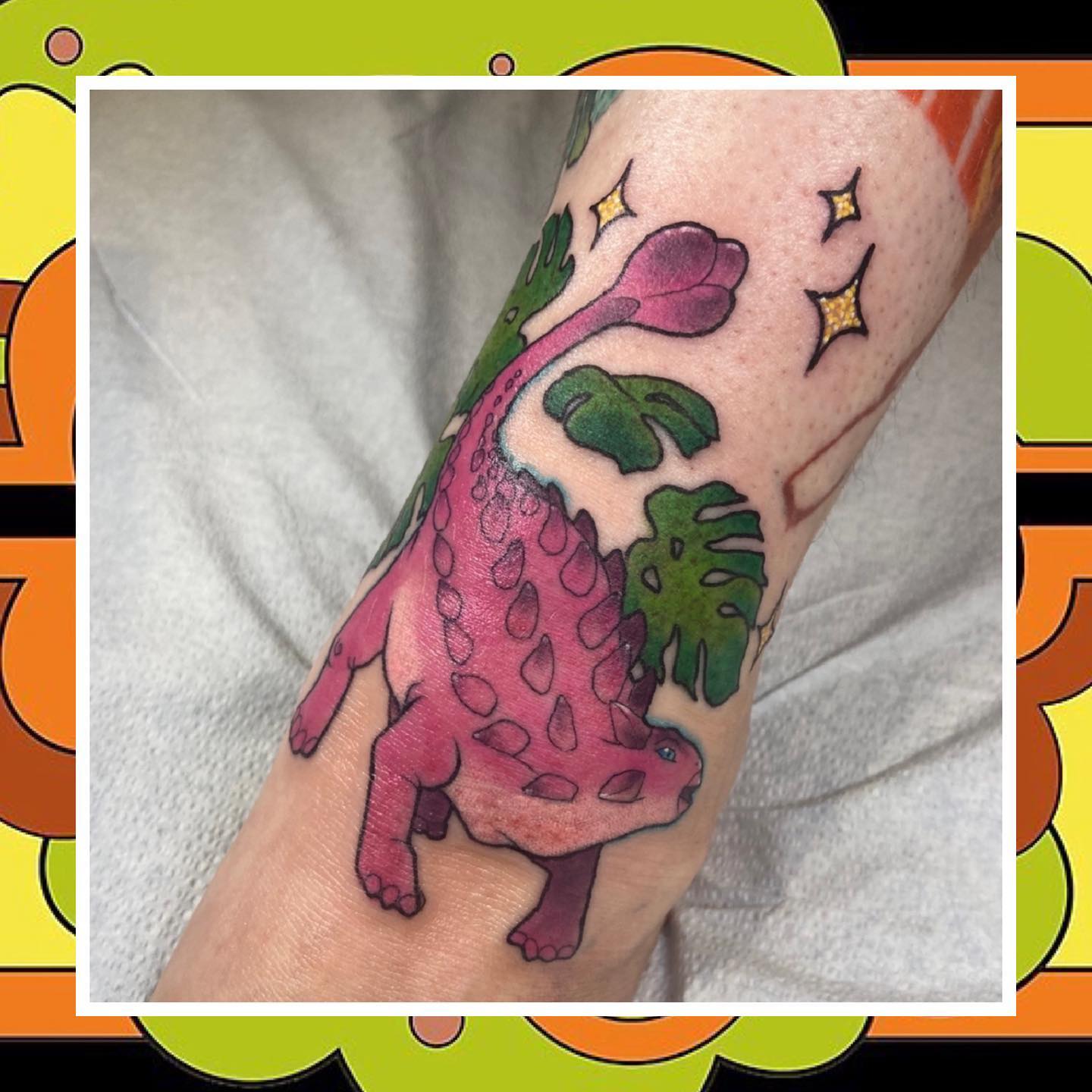 Did you know that @crashing.cadence does a semi regular guest spot with us?? Link in bio to book time. π¦
#yyjtattoo #yyjtattoos #victoriatattoo #victoriabc #VictoriaTattooer #VictoriaTattooArtist #weLOVEtattooingyou